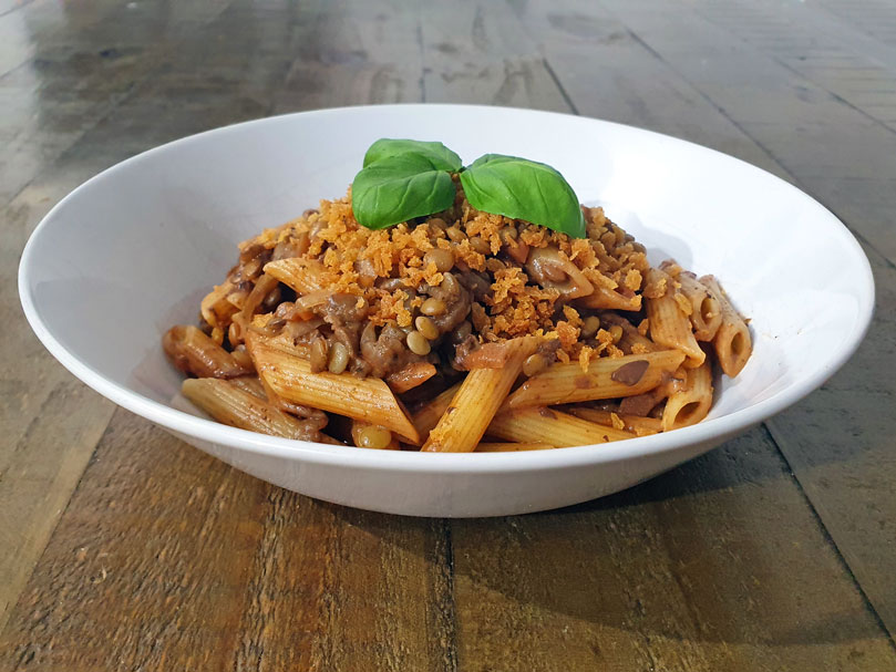 Rich vegetarian ragù